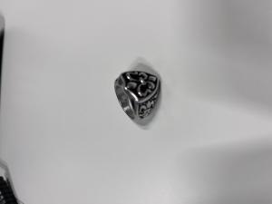 chevalier ring with florence symbol
